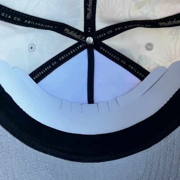 MITCHELL & NESS LOS ANGELES DODGERS FADED FLORAL SNAPBACK HAT Adjustable NEW - Picture 5 of 5